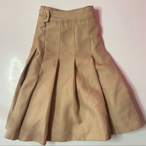 Beige tennis skirt